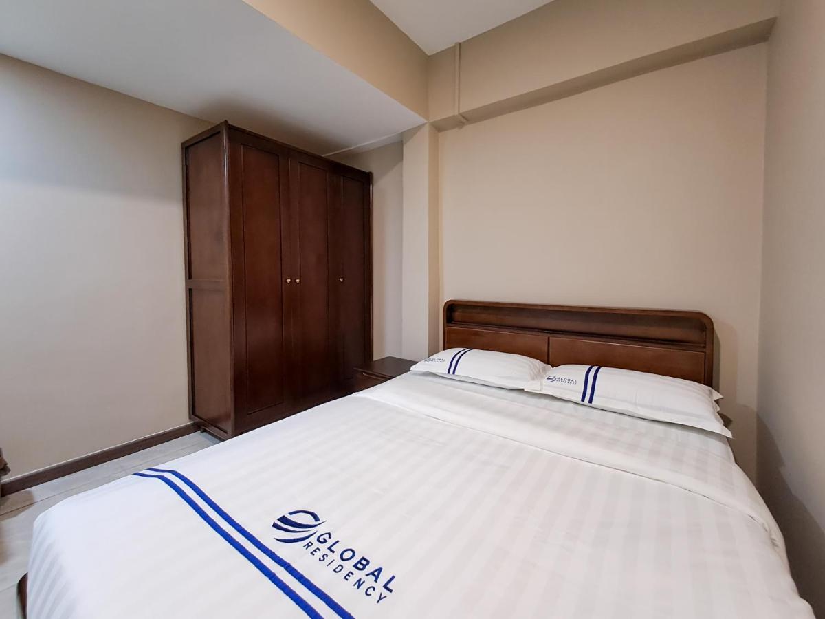 Global Residency Hotel Kota Kinabalu Bagian luar foto