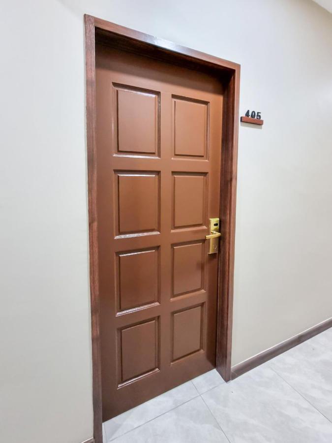 Global Residency Hotel Kota Kinabalu Bagian luar foto