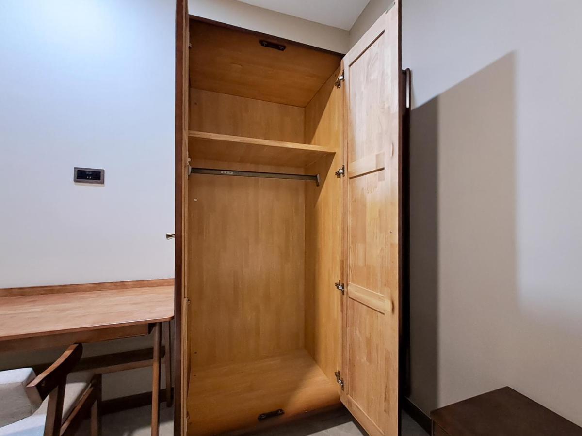 Global Residency Hotel Kota Kinabalu Bagian luar foto