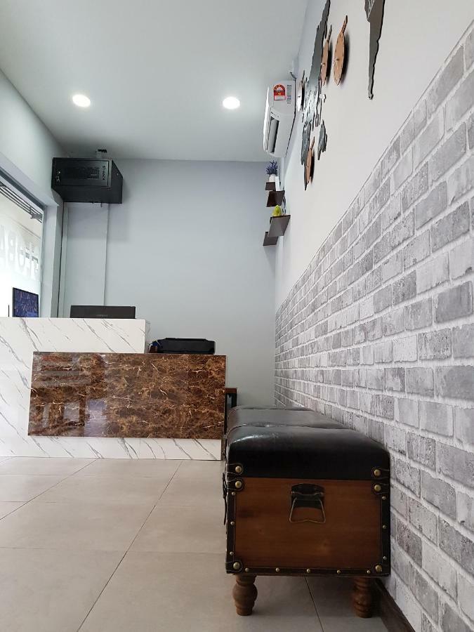 Global Residency Hotel Kota Kinabalu Bagian luar foto